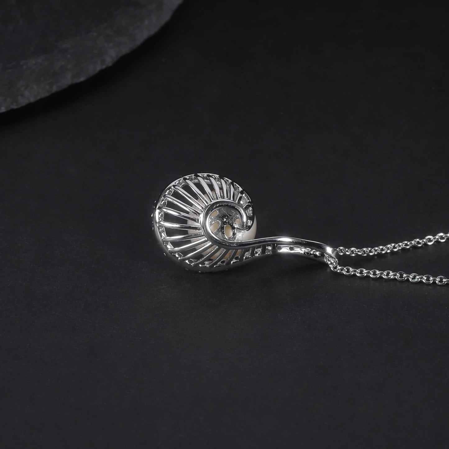 Classic 10mm Freshwater Pearl Pendant | 925 Sterling Silver | Luxury Gold Palace