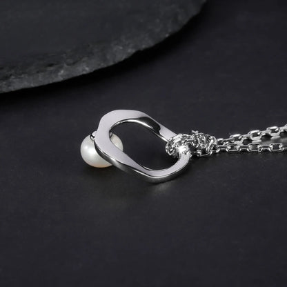Modern Circle Pearl Pendant | 8mm Freshwater Pearl | Luxury Gold Palace