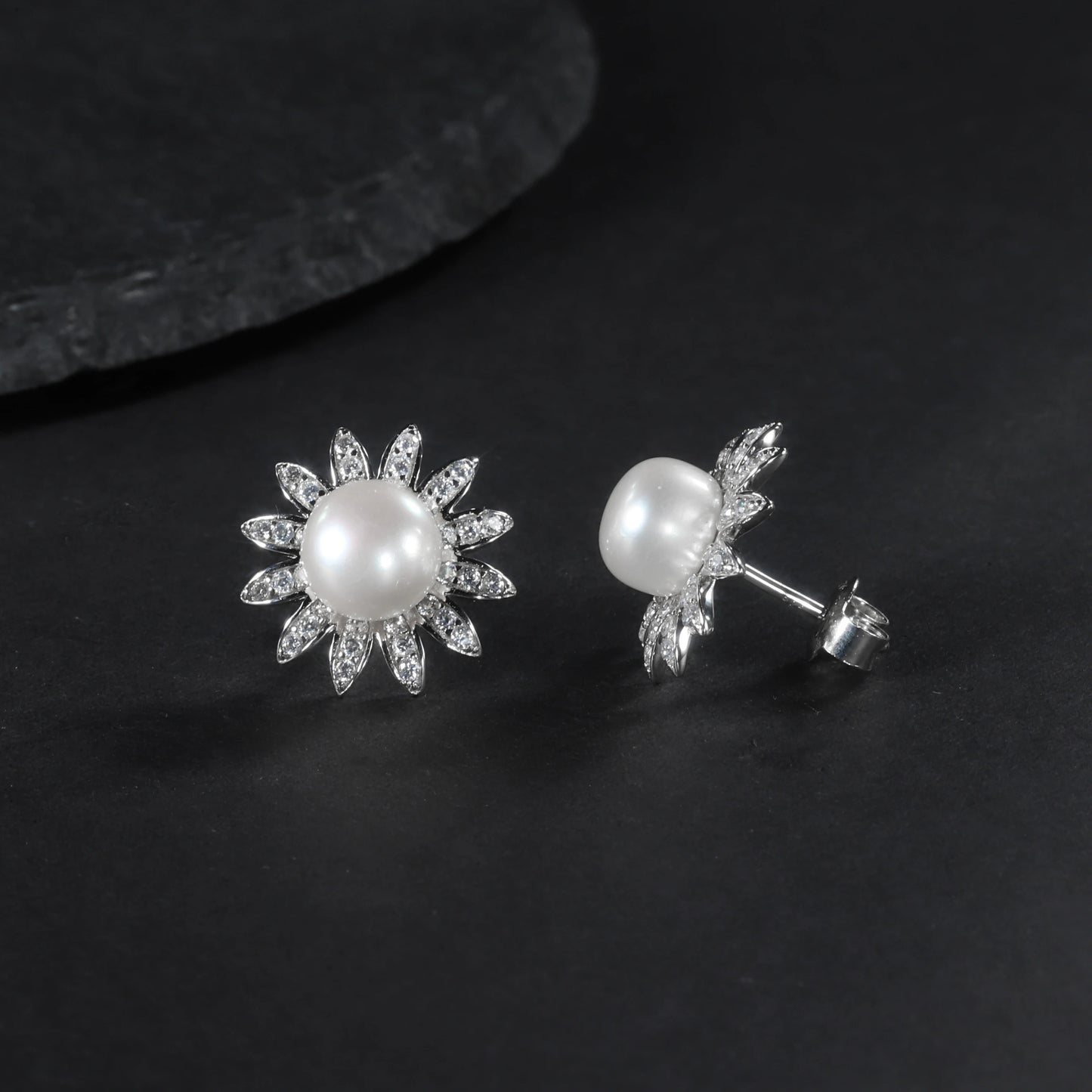 Sunflower Freshwater Pearl Pendant | 10mm | 925 Sterling Silver | Luxury Gold Palace